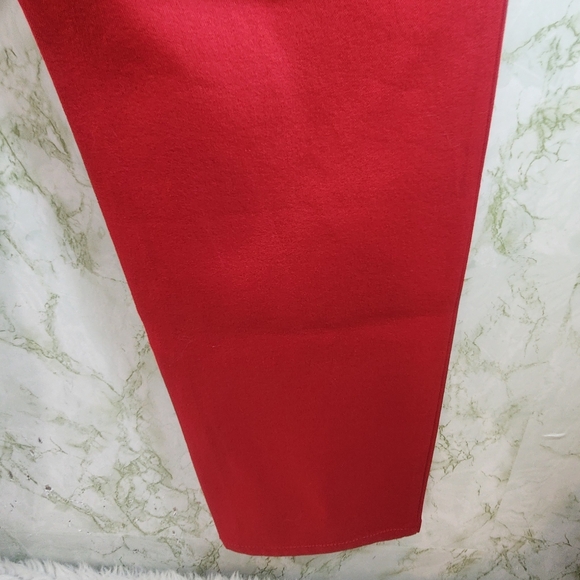 Chico's So Slimming Slim Leg 5 Pocket Red Pants - Picture 8 of 15